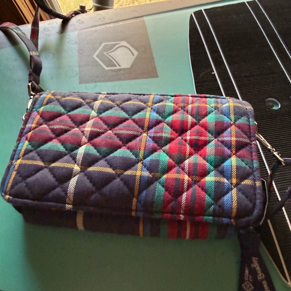 Vera Bradley TARTAN PLAID RFID All-In-One Crossbody
Handbag Purse